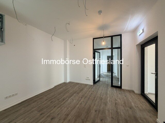 Büro oder Praxisräume im Erdgeschoss auch als Gemeinschaftsprojekt möglich